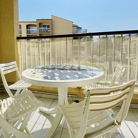 Appartement Cosy Avec Terrasse A 100m De La - - Fr-1-63-278 *